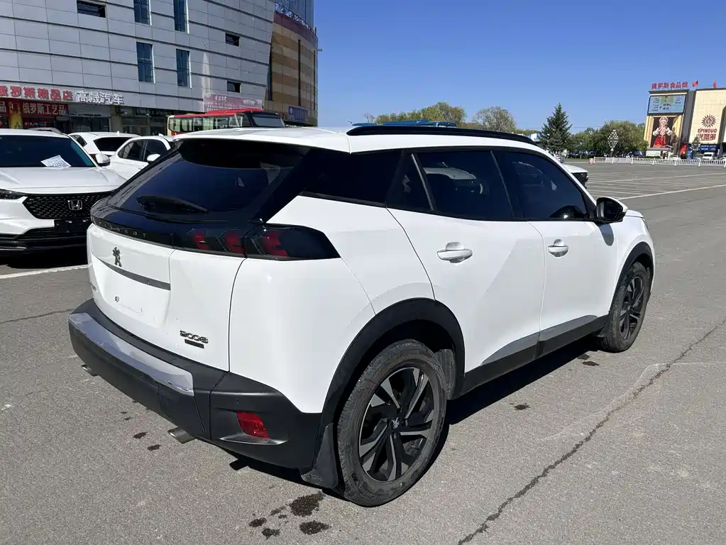 Peugeot 2008 2022 230 THP THE ONE