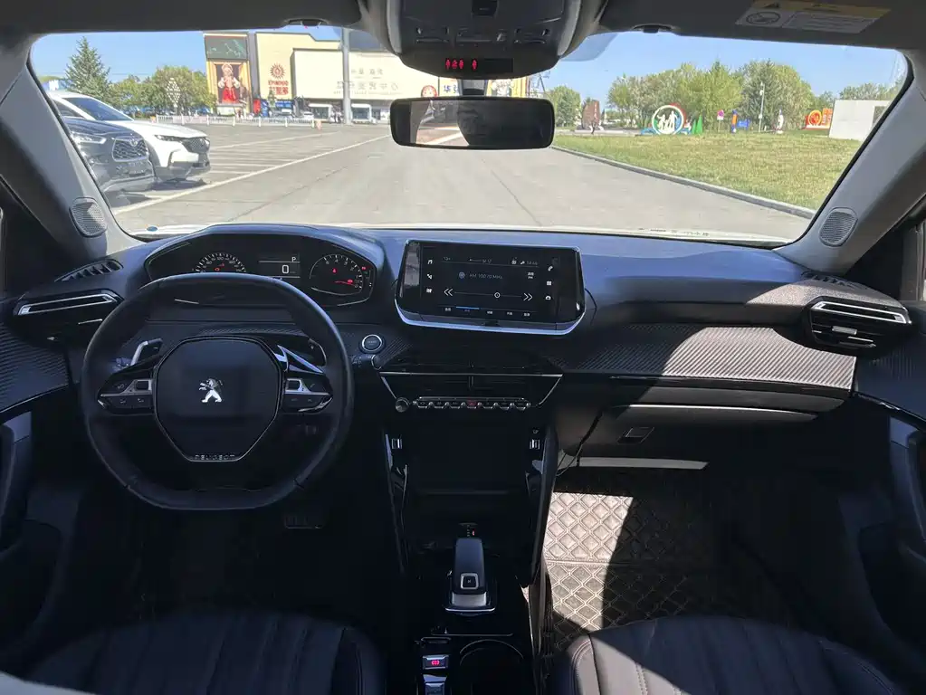 Peugeot 2008 2022 230 THP THE ONE