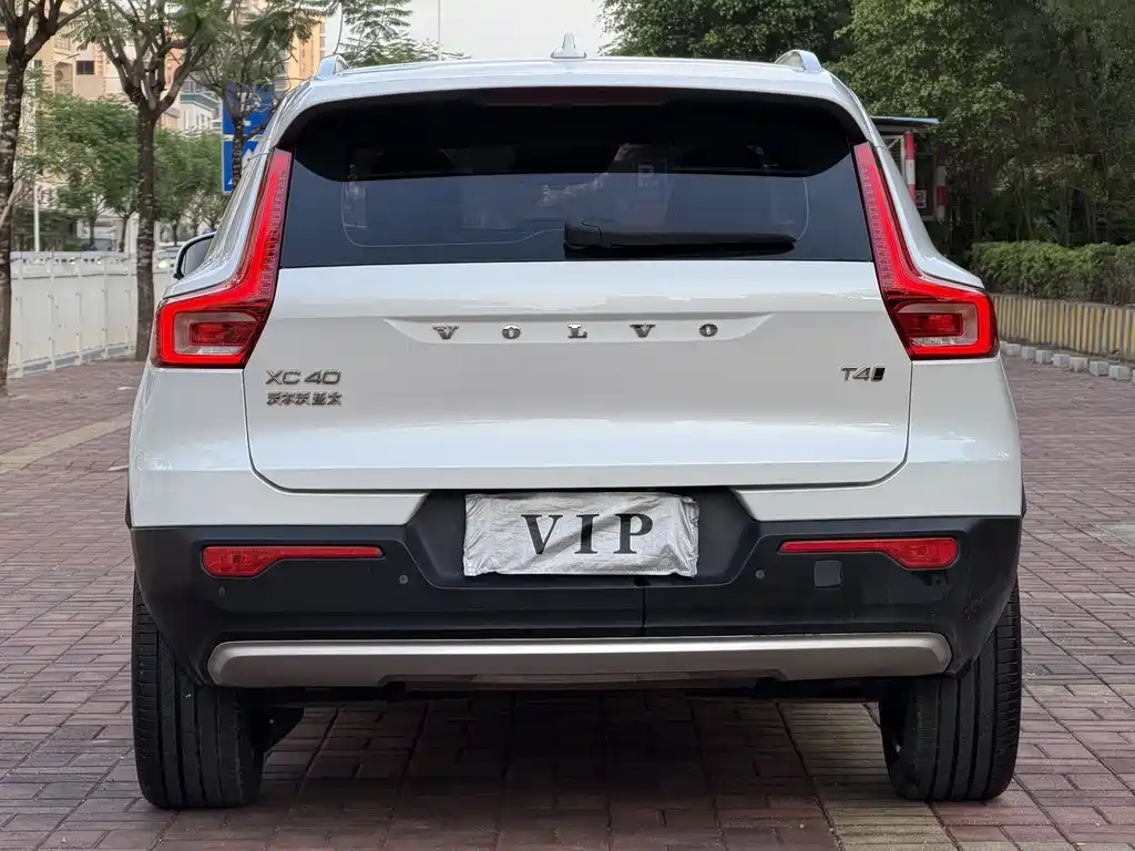 Volvo XC40 T4 4 WD Smart Vision Luxury