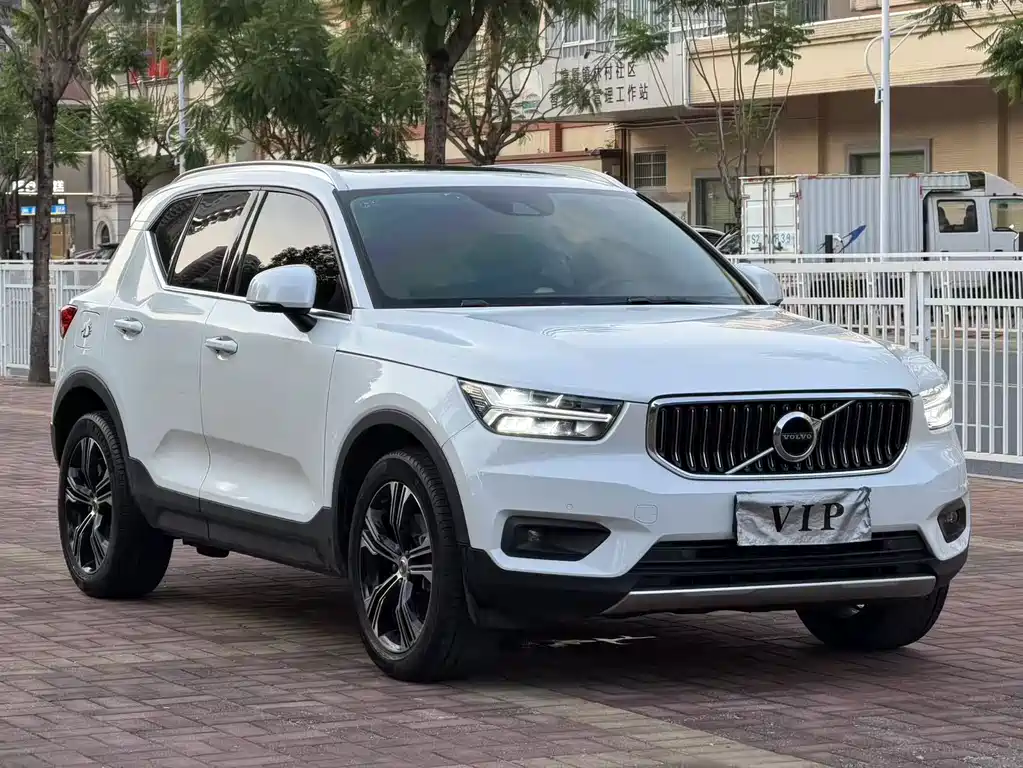 Volvo XC40 T4 4 WD Smart Vision Luxury