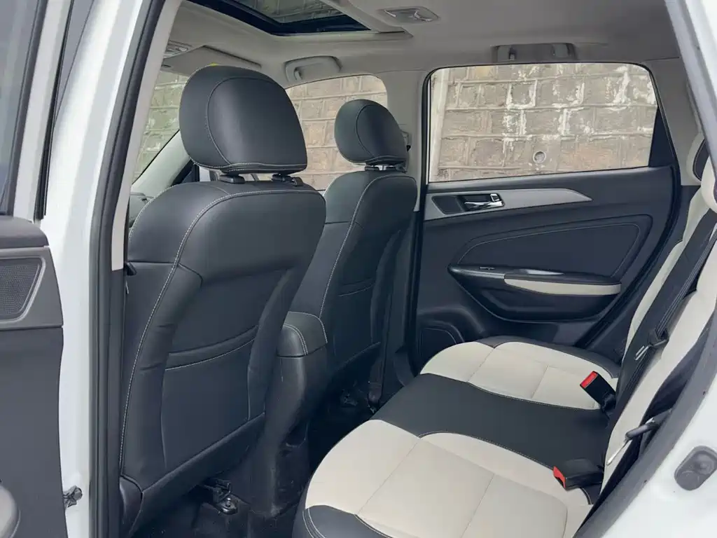 Changan CS35 1.6 L Manual Luxury