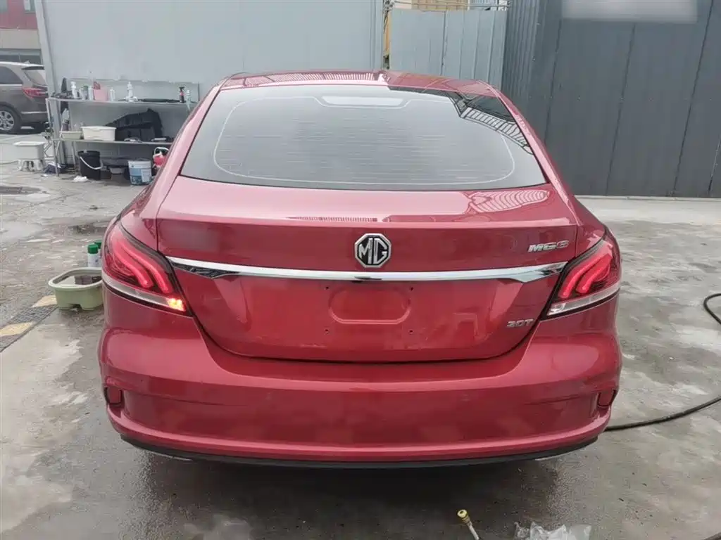 MG6 20 T Auto Sport