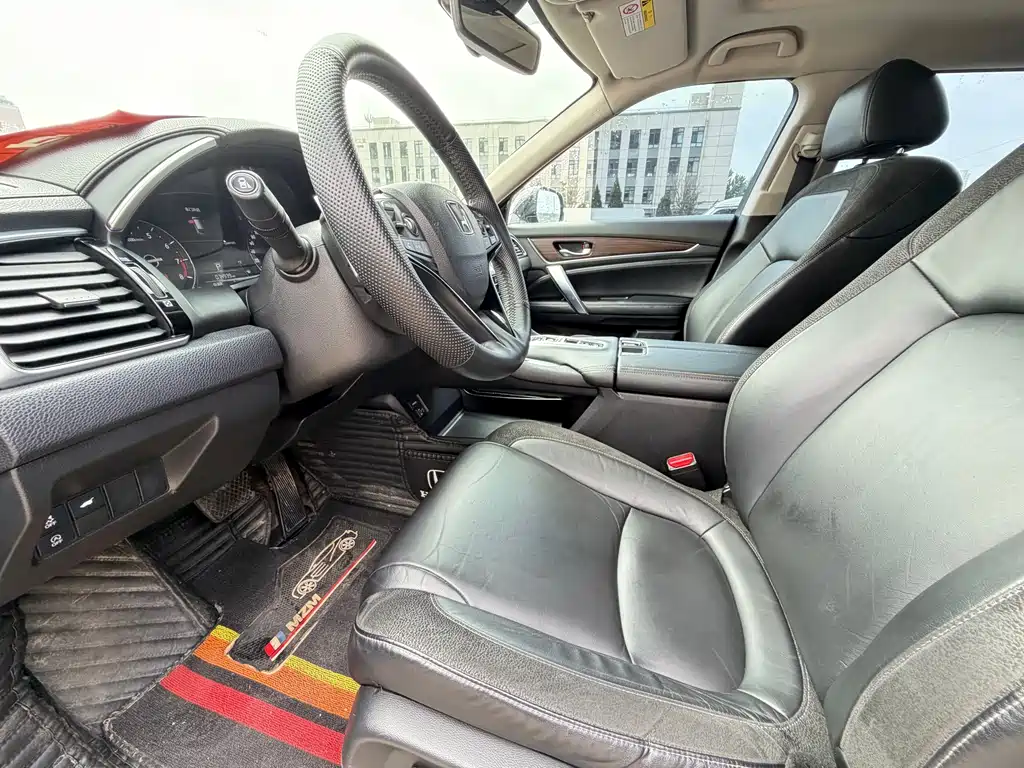 Avancier 370 TURBO 2 WD Luxury