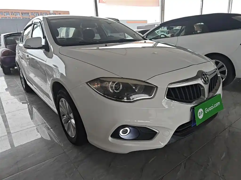 Brilliance H530 中华H530 2014款 1.6 L 自动舒适型
