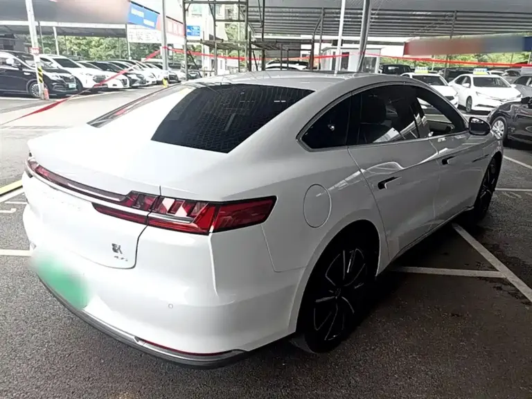 BYD Han DM 4 WD Performance Distinguished