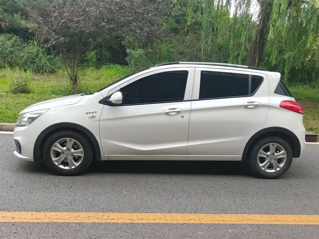 Baojun 310 1.5 L Auto Comfort