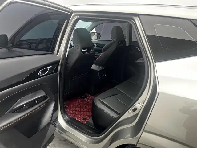 Changan Oshan Z6 Blue Whale 1.5 T DCT Smart Leading