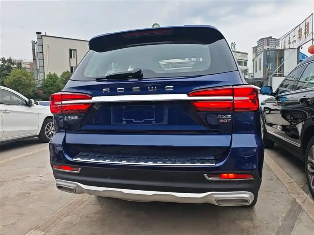 Roewe RX8 30 T Connected 2 WD Supreme