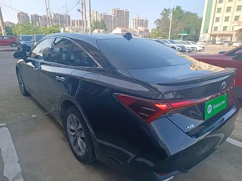 Avalon 2.0 L Luxury CN-VI