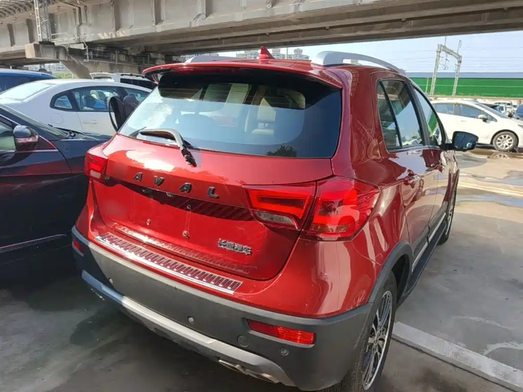 Haval H1 哈弗H1 2016款 改款 蓝标 1.5 L AMT豪华型