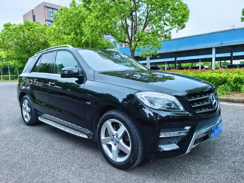 Mercedes-Benz M-Class ML 350 Luxury