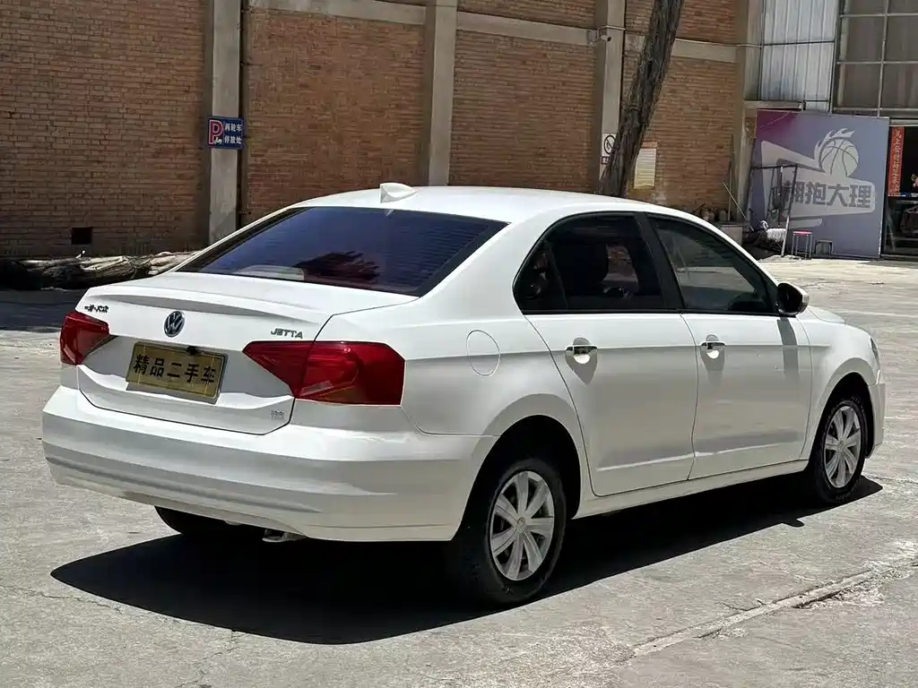 Jetta 1.5 L Manual Fashion