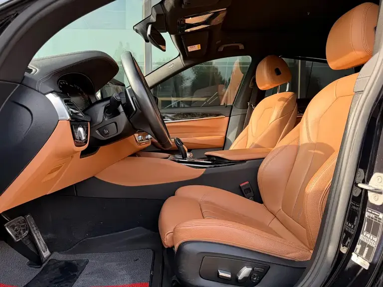BMW 6 Series GT 630 i M Sport Package