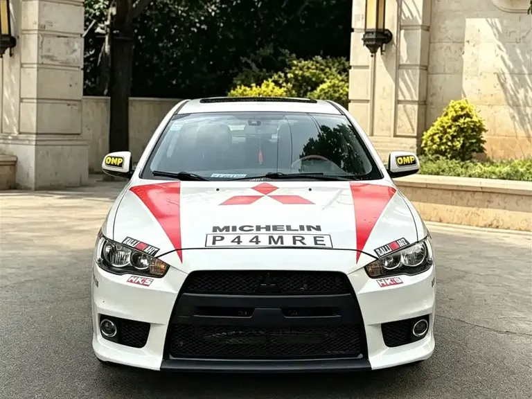 Mitsubishi Lancer EX Fashion 1.8 L CVT Comfort