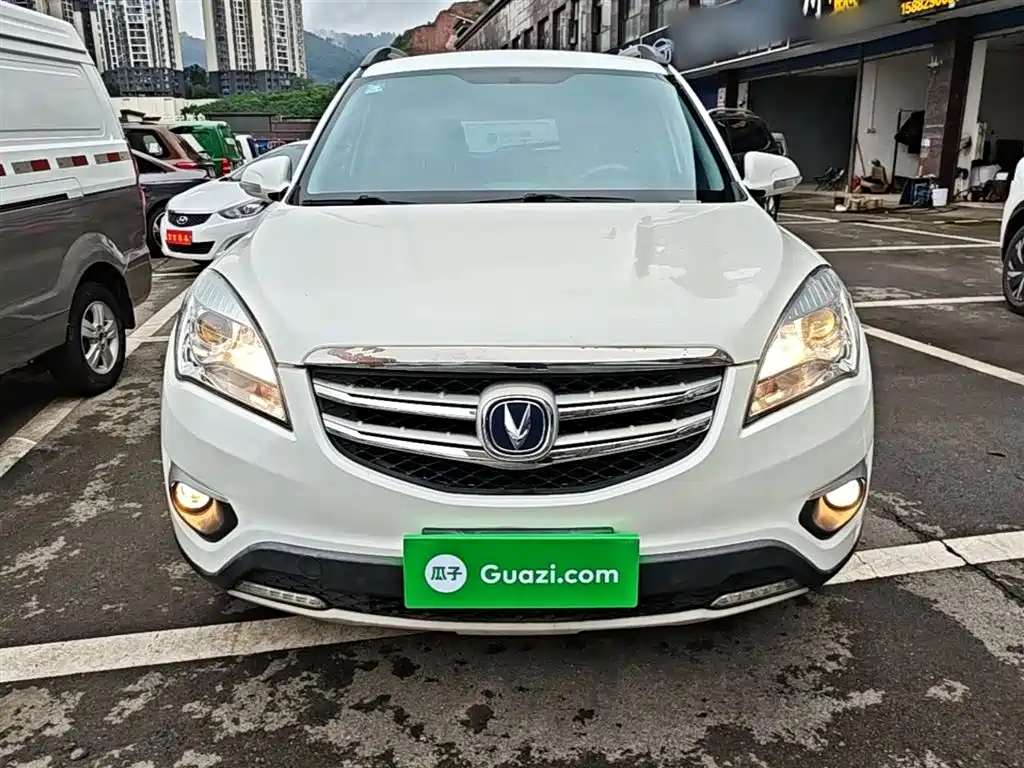 Changan CS35 1.6 L Auto Luxury CN-IV