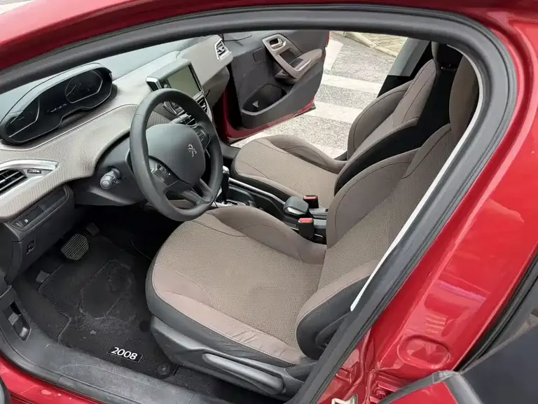 Peugeot 2008 2014 1.6 L Auto Fashion