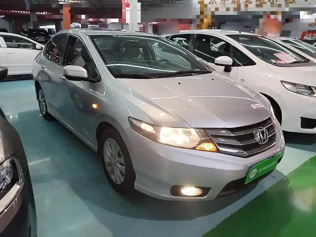 City Classic Style 1.5 L Auto Elite