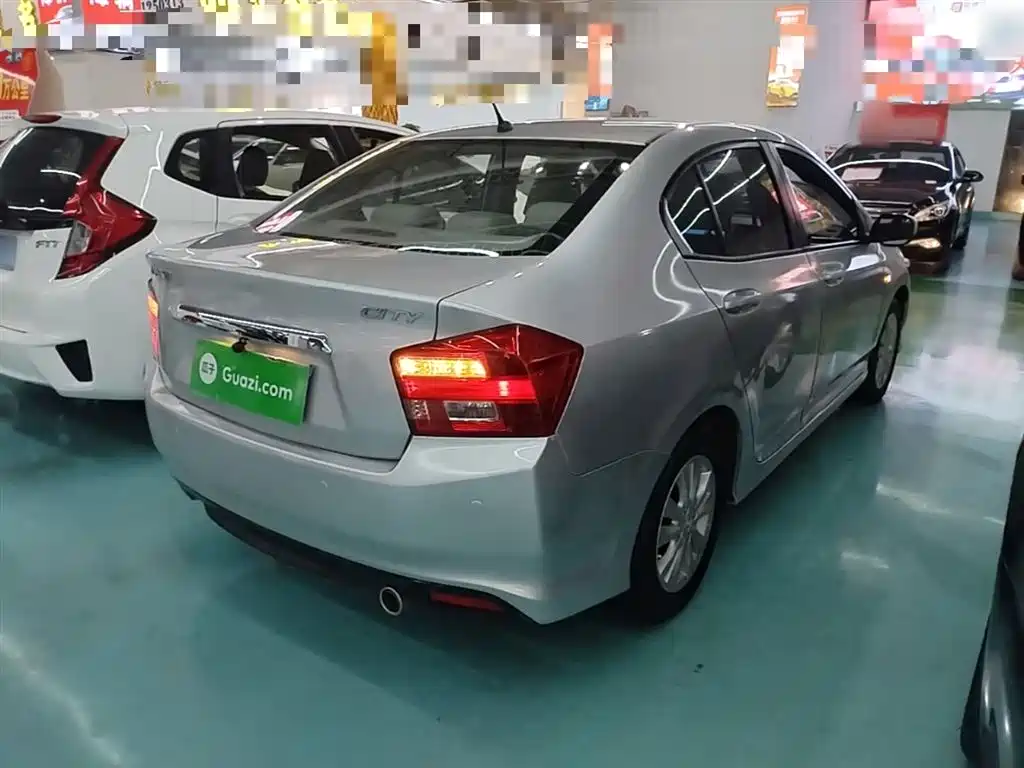 City Classic Style 1.5 L Auto Elite