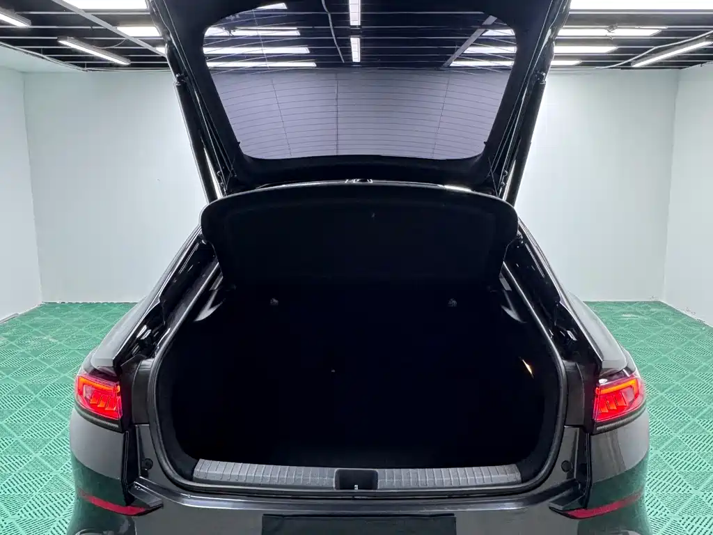 Lamando Lamando L 280 TSI DSG Spicy Cool