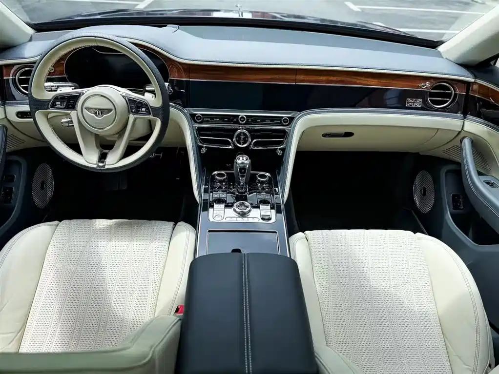 Flying Spur 4.0 T V8 Standard