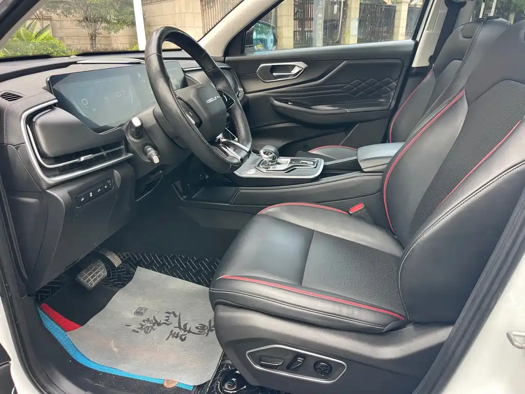 BAIC X7 北京X7 2023款 1.5 TD DCT尊享+版