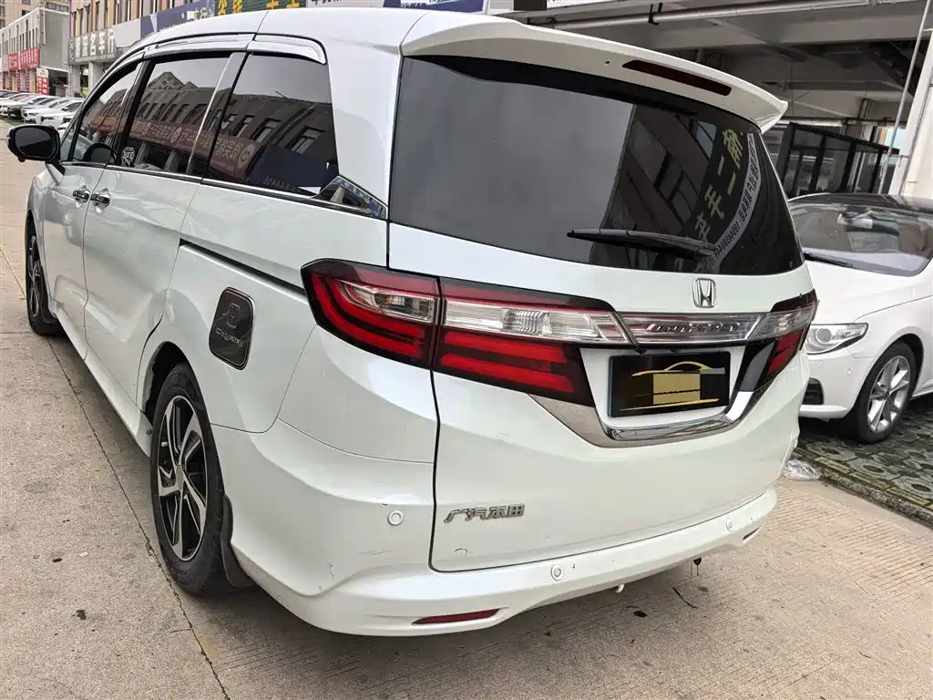 Odyssey 奥德赛 2015款 2.4 L 舒适版
