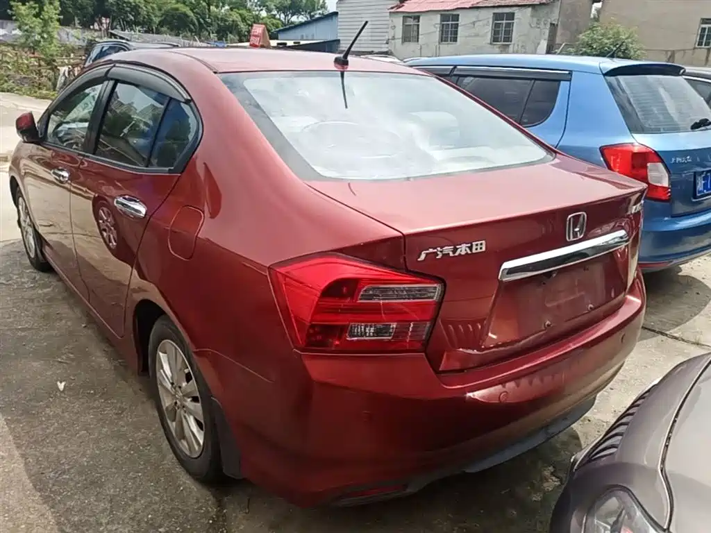 City Classic Style 1.5 L Auto Elite
