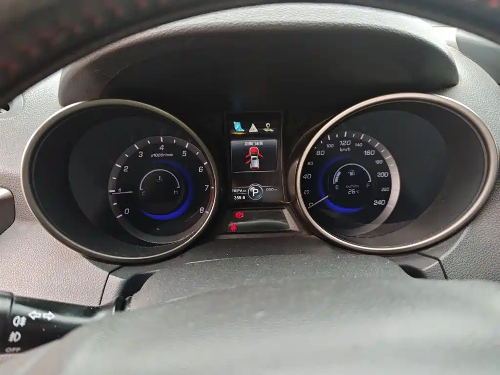 Changan CS75 1.8 T Auto Elite CN-IV