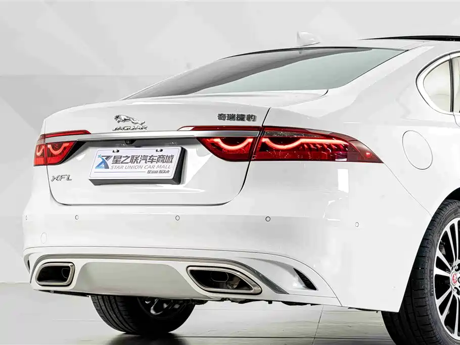 Jaguar XFL 2.0 T P250 2 WD Premium Luxury