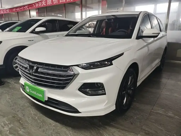Wuling Victory 1.5 T CVT Elite