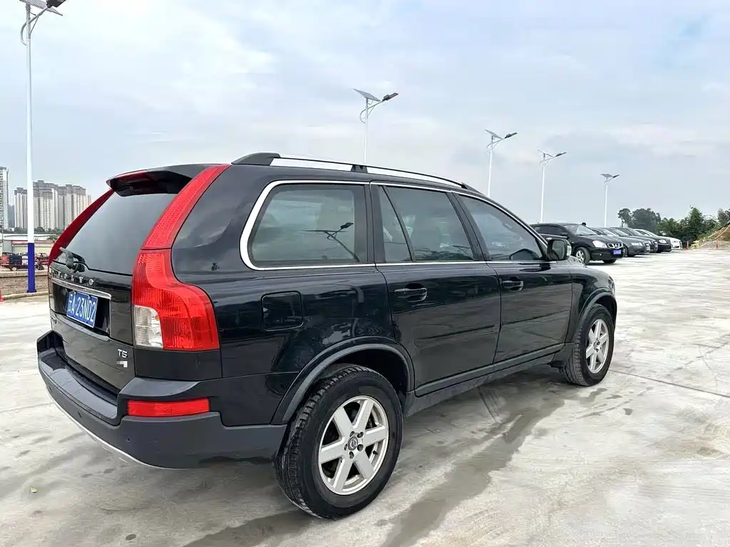 Volvo XC90 沃尔沃XC90 2011款 2.5 T AWD