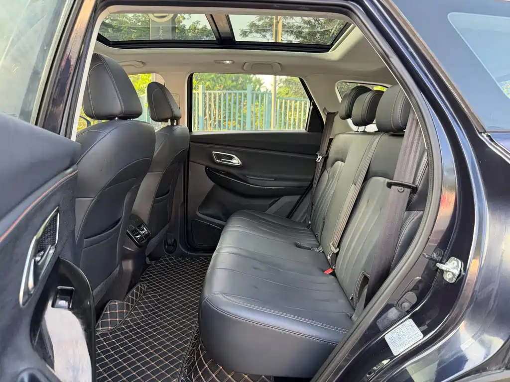 Changan Oshan X7 1.5 T Auto Premium