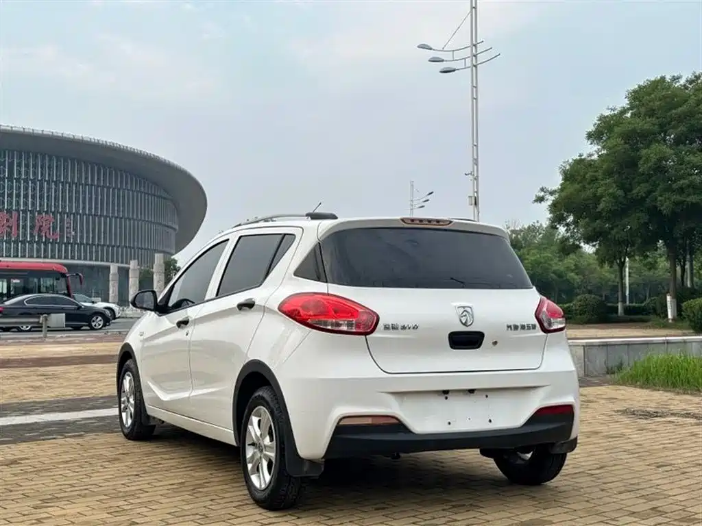 Baojun 310 1.2 L Manual Value