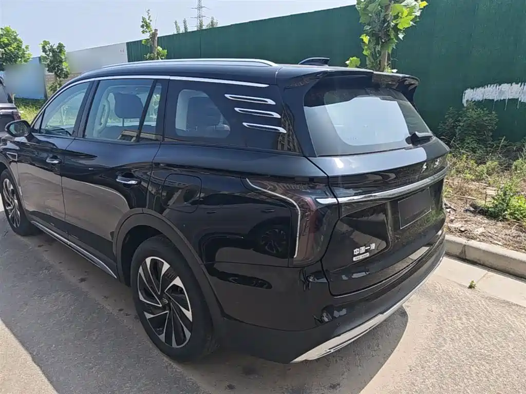 Hongqi HS7 PHEV 2.0 T PHEV 4 WD Flagship Smooth 6-seat