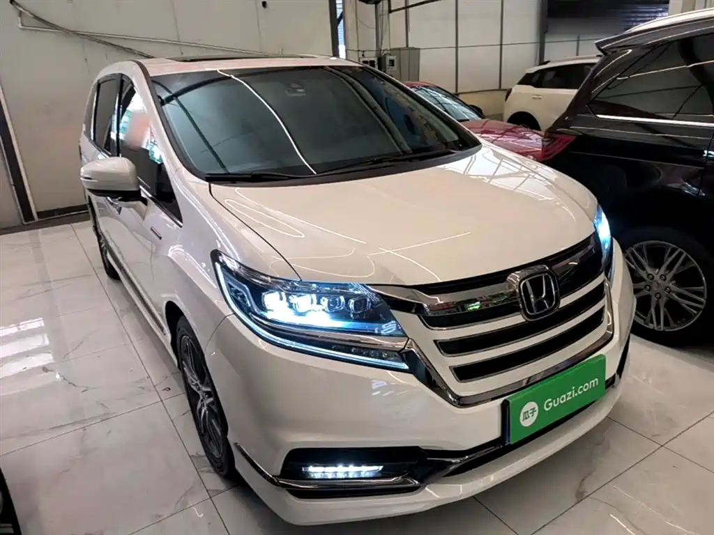 Elysion 2.0 L Hybrid Supreme