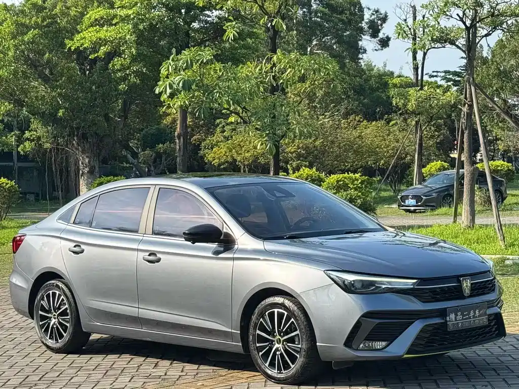 Roewe i5 1.5 L CVT Stellar