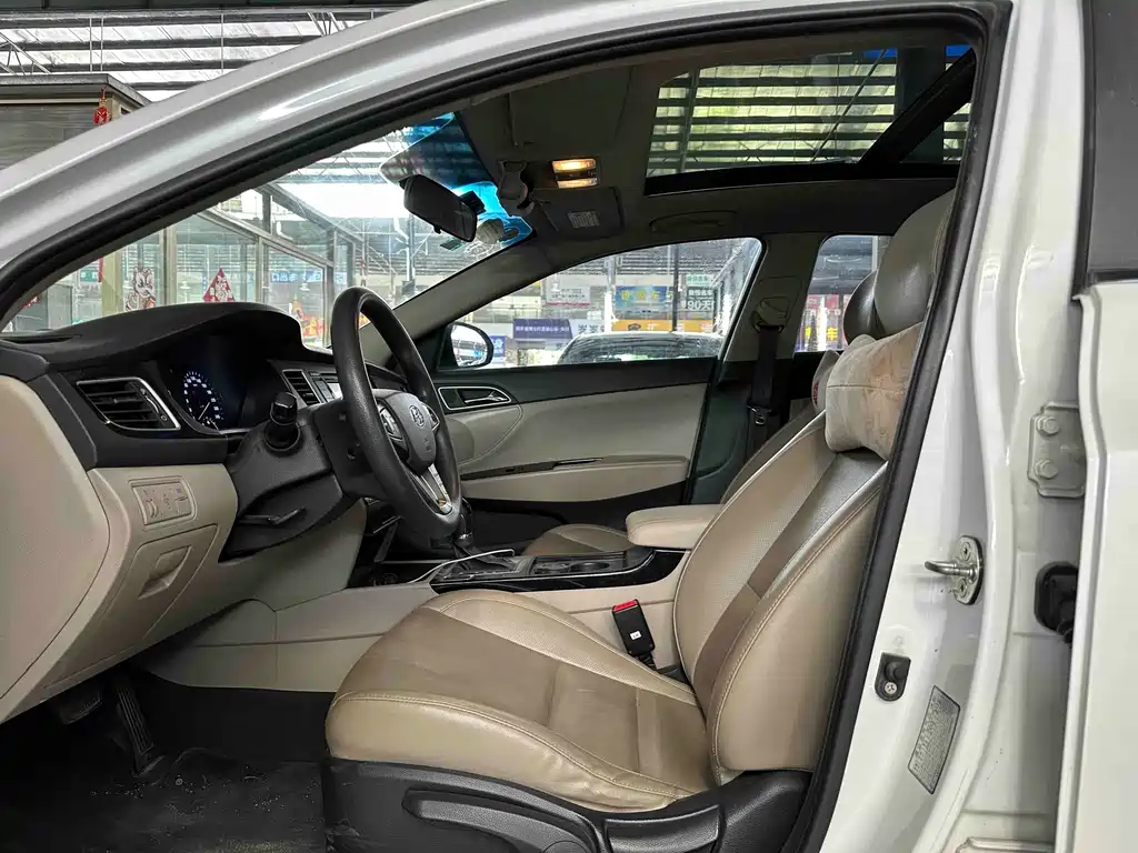Mistra 1.8 L Auto Intelligent GLS