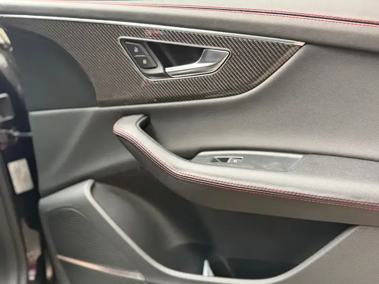 Audi Q8 55 TFSI Luxury Dynamic