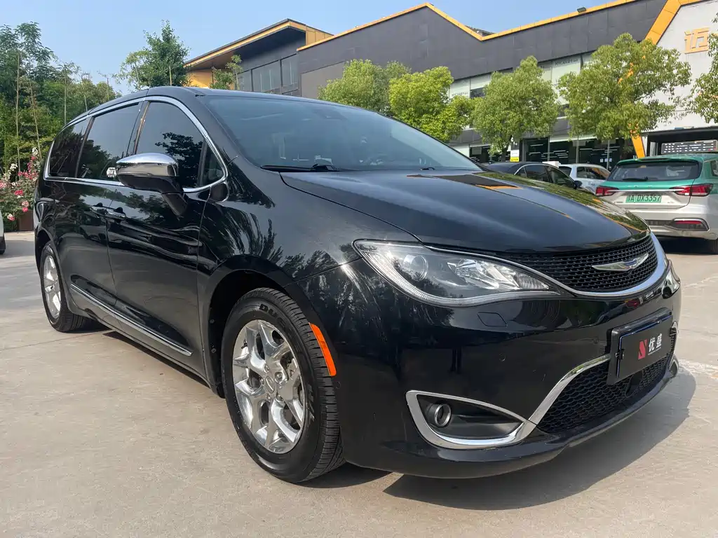 Pacifica (Import) 3.6 L Premium