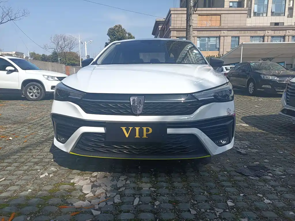 Roewe i5 1.5 L CVT Diamond