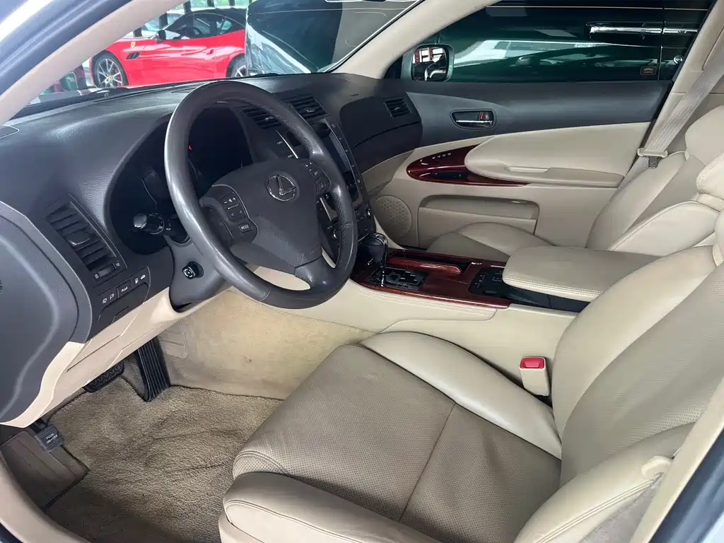 Lexus GS 300