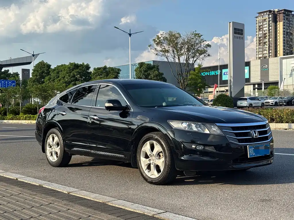 Crosstour 2.4 L Premium