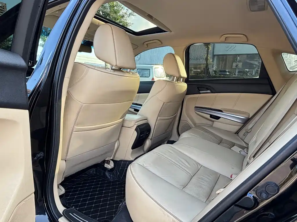 Crosstour 2.4 L Premium