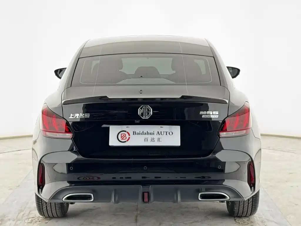 MG5 300 TGI DCT Youth Luxury Flagship