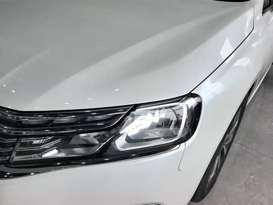 Citroën C6 400 THP Comfort