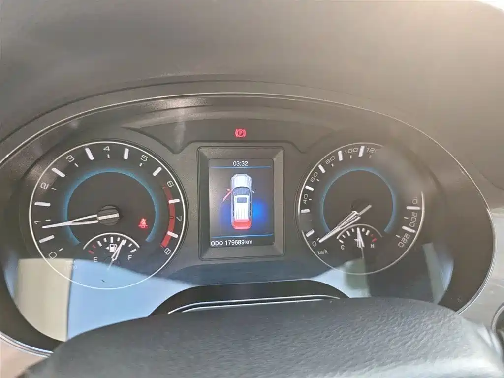 Haval H2 1.5 T Manual 2 WD Distinguished