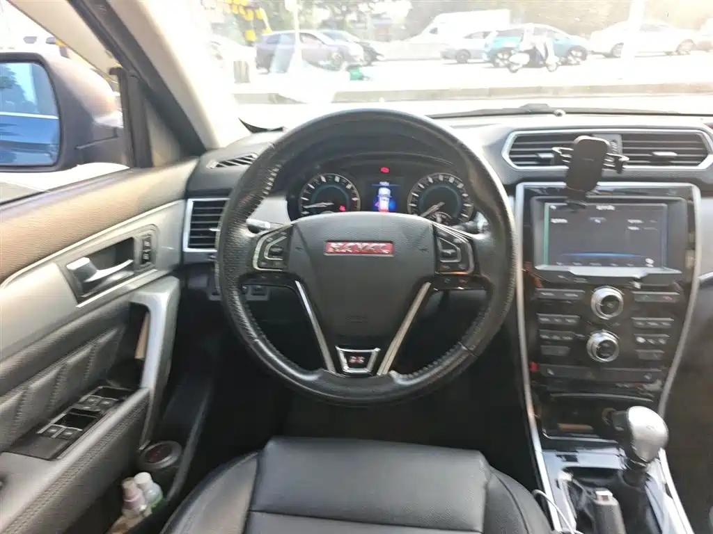 Haval H2 1.5 T Manual 2 WD Distinguished