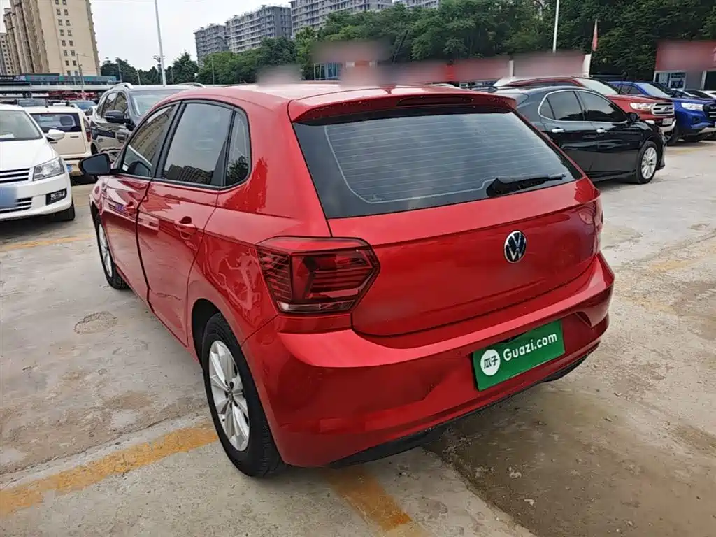 Polo Plus 1.5 L Auto Colorful Tech