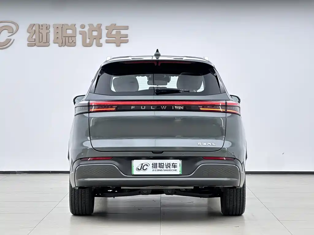 Fengyun T8 1.5 T 130 km Premium 5-seat