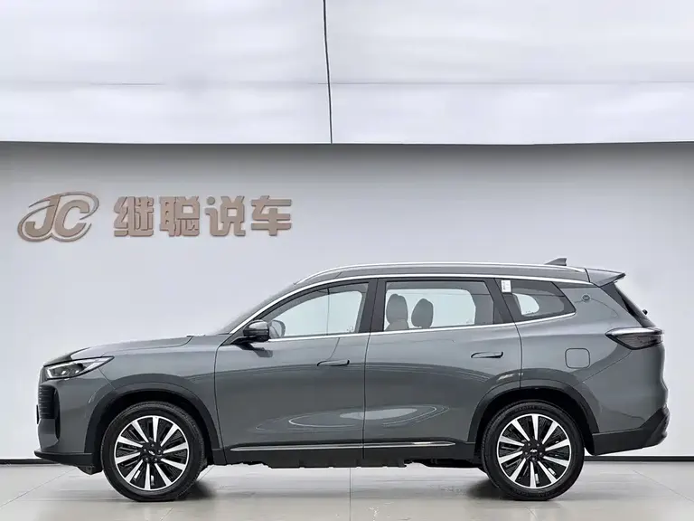 Chery Fengyun T8 1.5 T 130 km Premium 5-seat